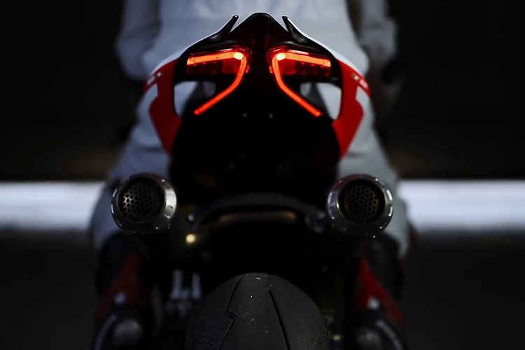 Moto Ducati 1299 Superleggera gia hon 2 ty dong &quot;chay hang&quot;-Hinh-8